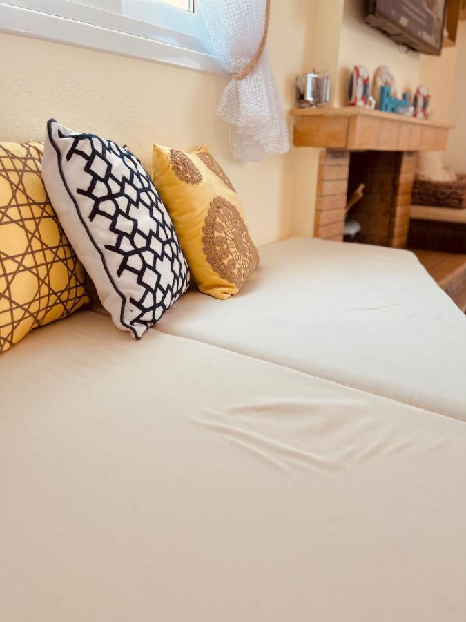 Ferienwohnung Magic House At Halkida 1M From The Beach! Chalkís Exterior foto